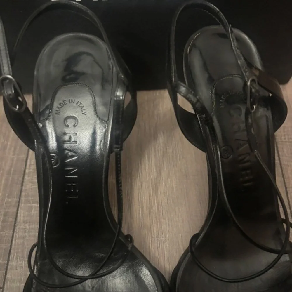Chanel Black‎ Leather Strappy Heels Size 37.5